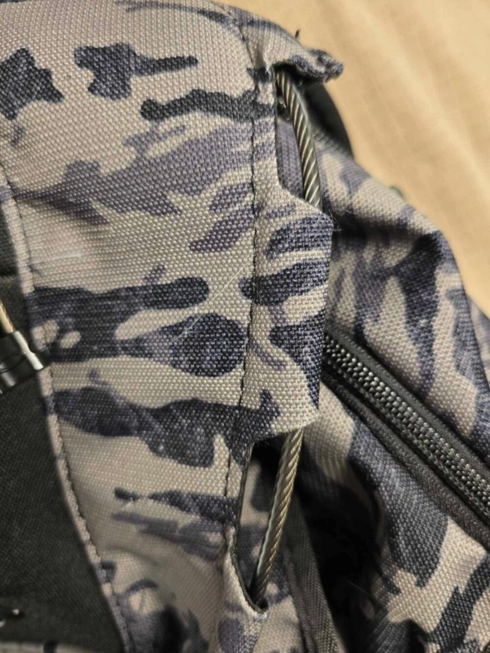 Oakley Kitchen Sink Backpack Tiger Mountain Camo Gr - Picture 7 of 11
